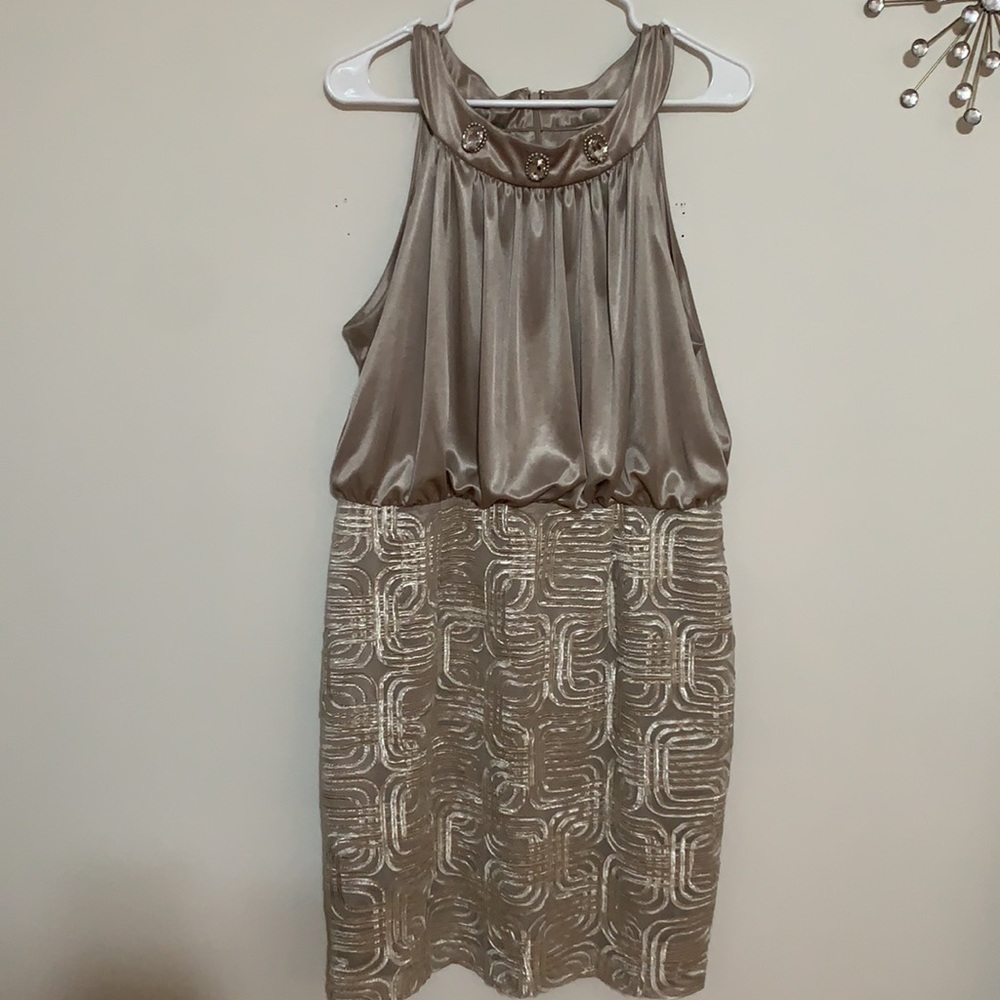 Jessica Howard Evenings tan Sleeveless Faux Gemstone Dress - Picture 4 of 13